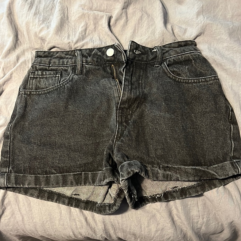 These shorts don’t fit anymore as I have put on some weight since I bought them